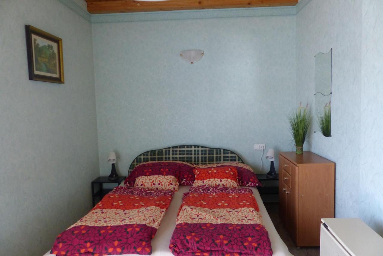 Orwa Apartmanok - Fenyofa Koez 佐洛卡罗斯 外观 照片