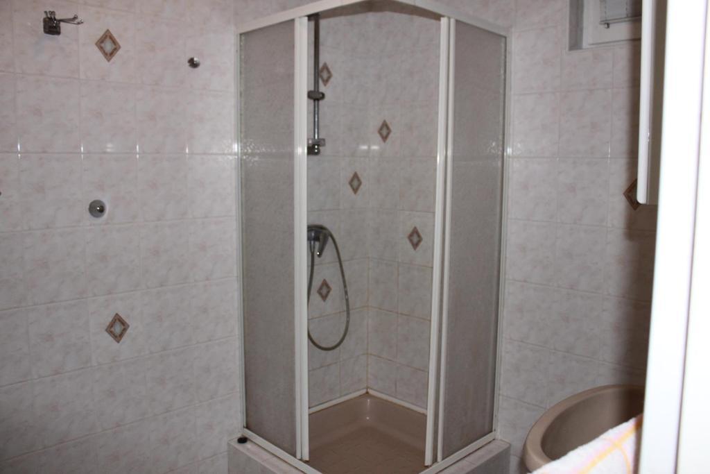 Orwa Apartmanok - Fenyofa Koez 佐洛卡罗斯 客房 照片